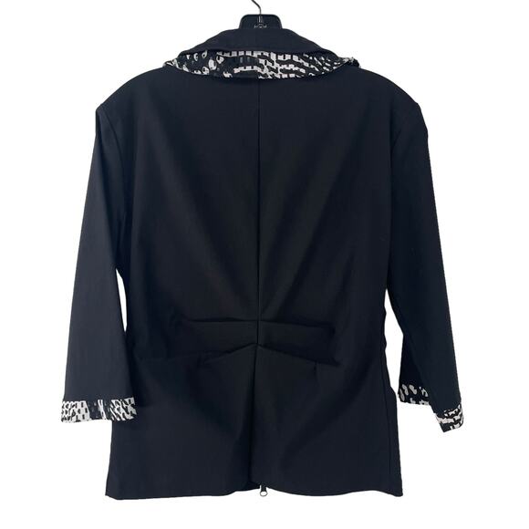 Joseph Ribkoff 3/4 Sleeve Zip Up Stretch Jacket Abstract Black White Womens 10 - Picture 7 of 7